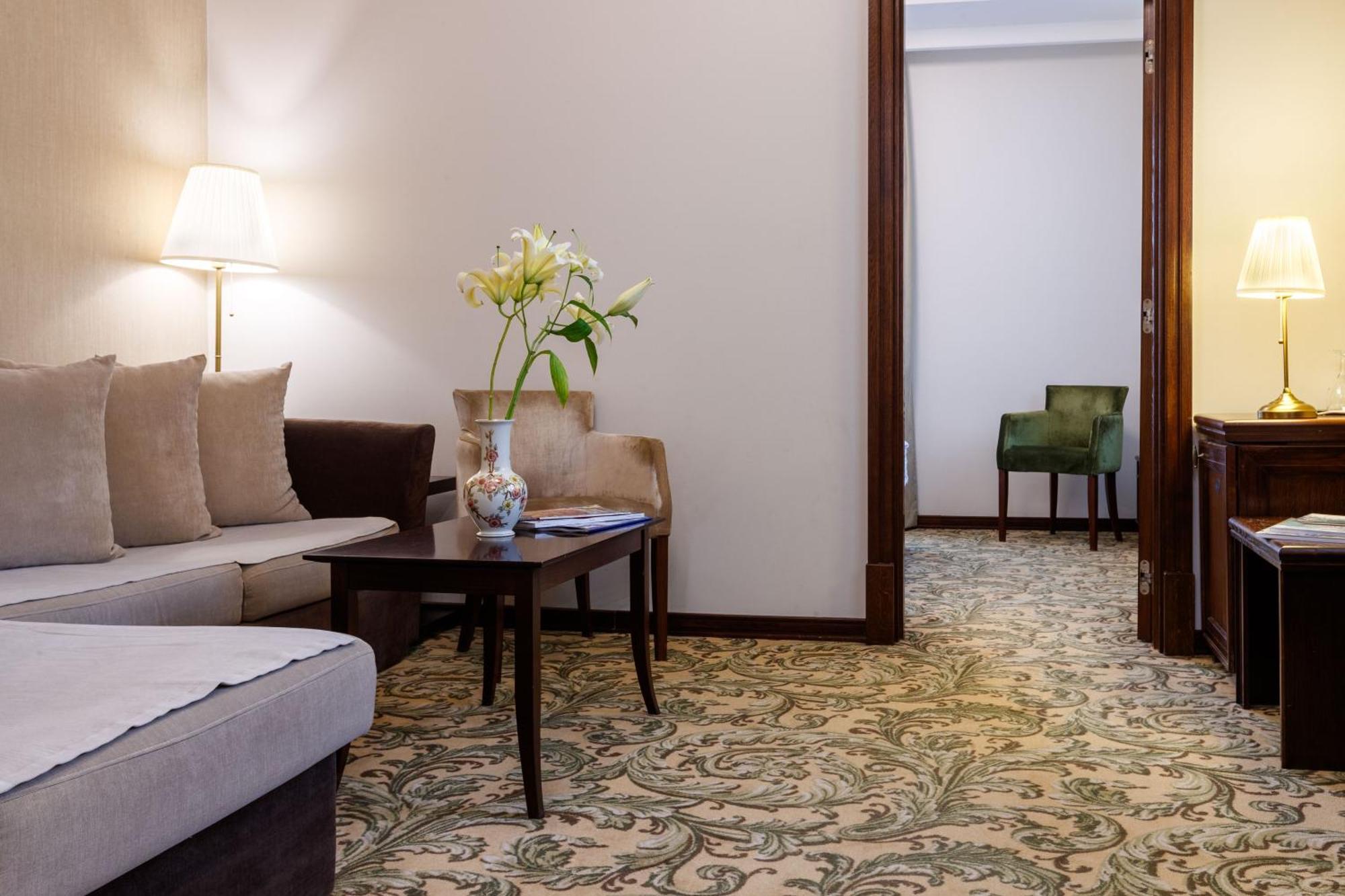 Hotel & Spa Palic Resort Exterior photo